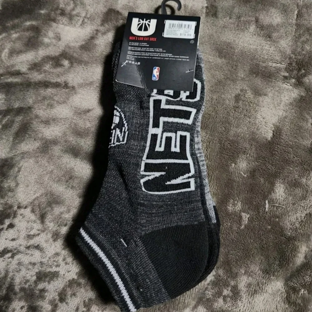 NWT Kid's Brooklyn Nets Ultra Game 3 Pair Black and Gray Quarter Cut Socks